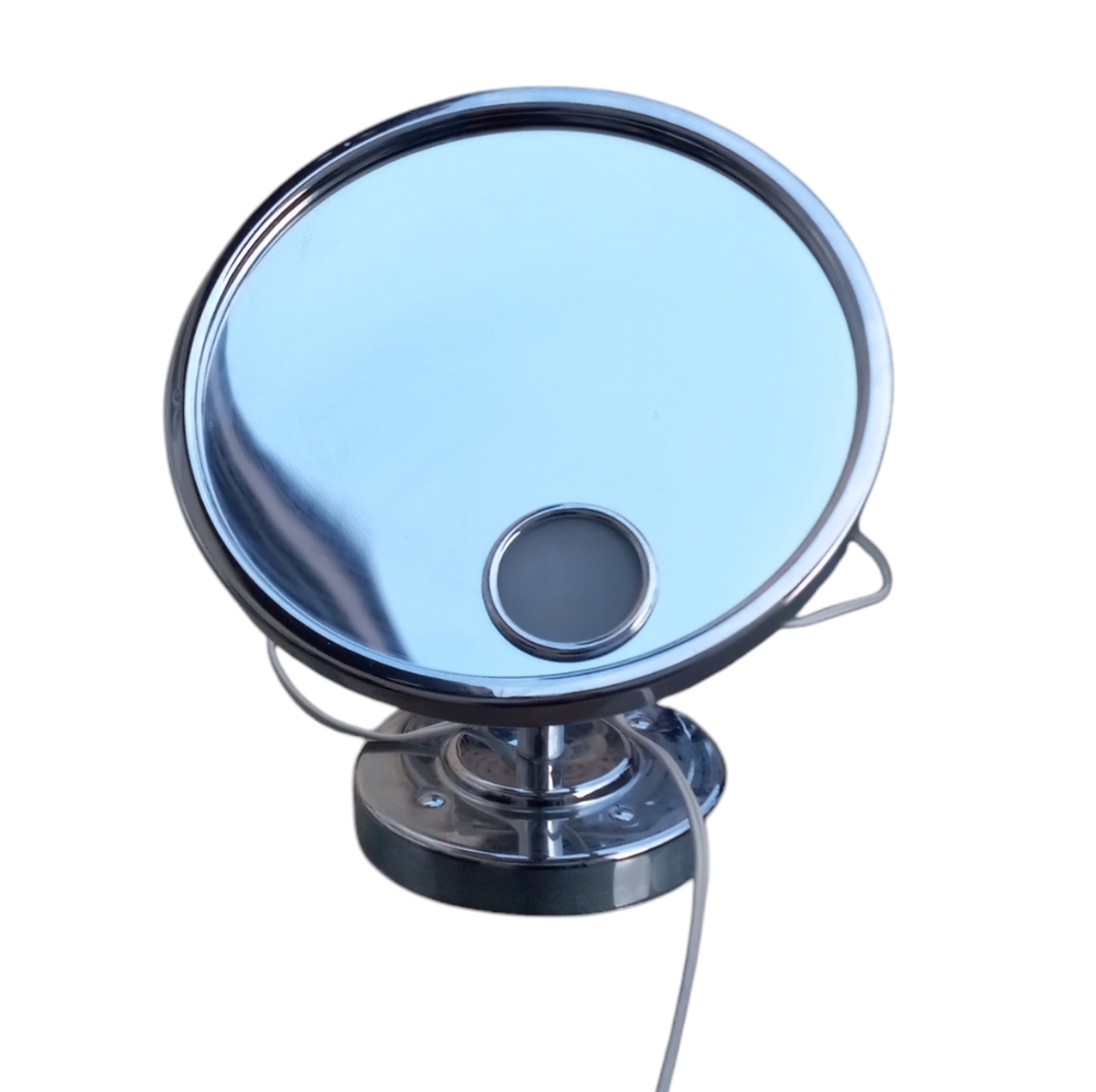 Magnified 9" Mirror w/ Light